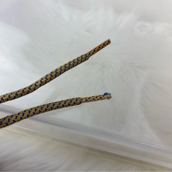 UGG HIGHLAND HI HERITAGE UNYSEX-CHILD SUEDE SHOES SIZE 1 - Picture 7 of 9